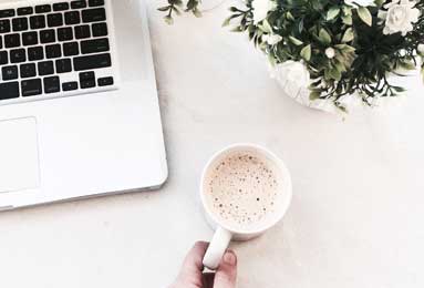 夸张！7轮13球！瓦科补时破门完成双响，泰山再度扳平2-2申花